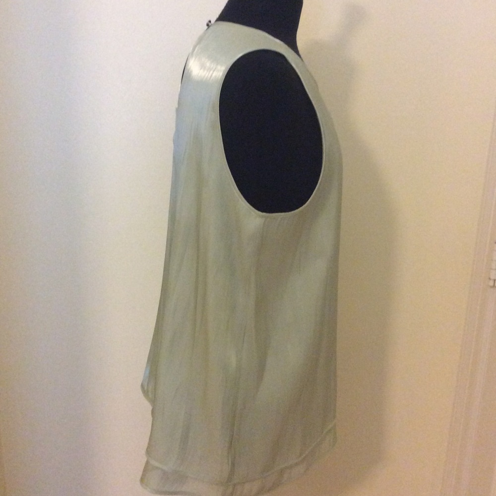 Vince Camuto Shimmering Top - Picture 4 of 8